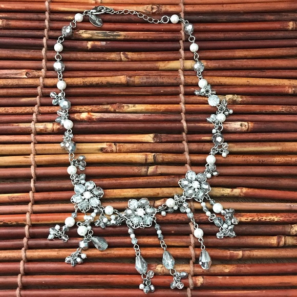 White House Black Market Crystal Dangle Necklace - Picture 4 of 7